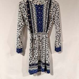 LOFT Blue White Floral Long Sleeve Shirtdress